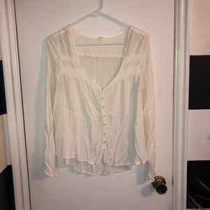 Gauzy white blouse with lace detail
